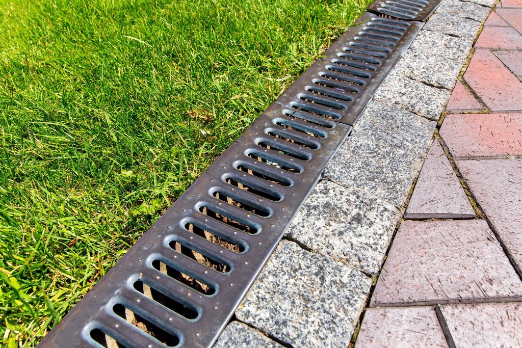 Metal French drain system